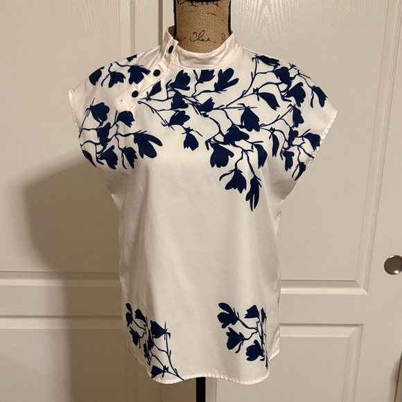 Emery Rose Tops - White Blouse with Navy Floral Print and Mandarin Collar